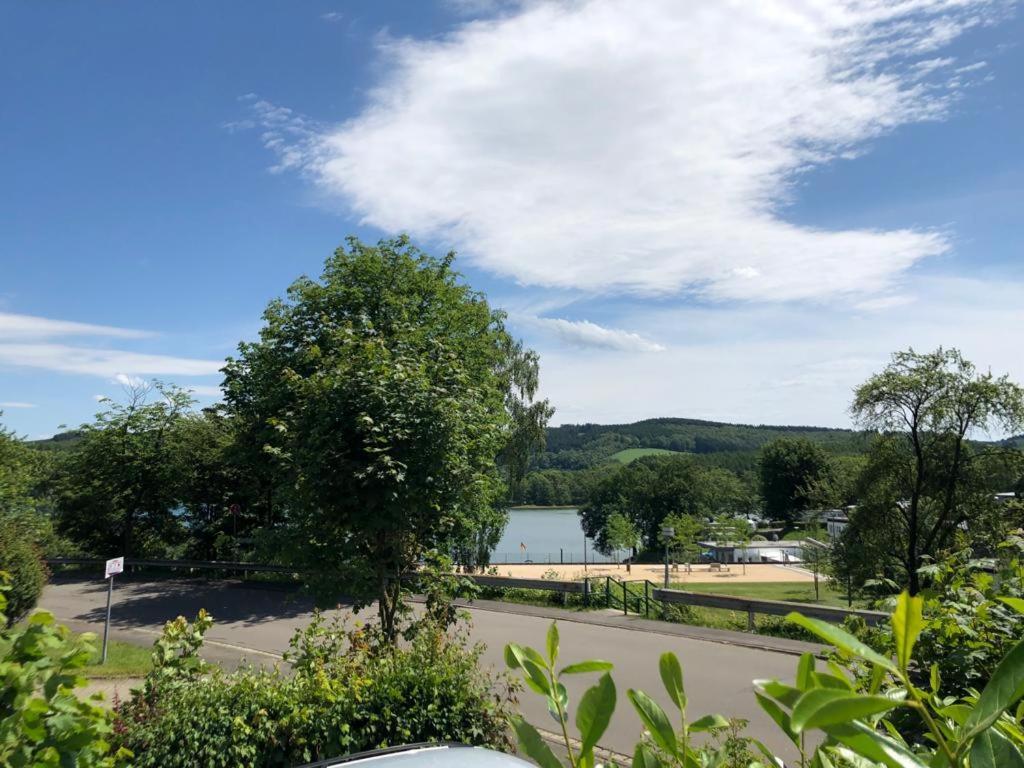 Andinas Fewo - Seeblick Und Terrasse Olpe bei Meschede Exterior foto